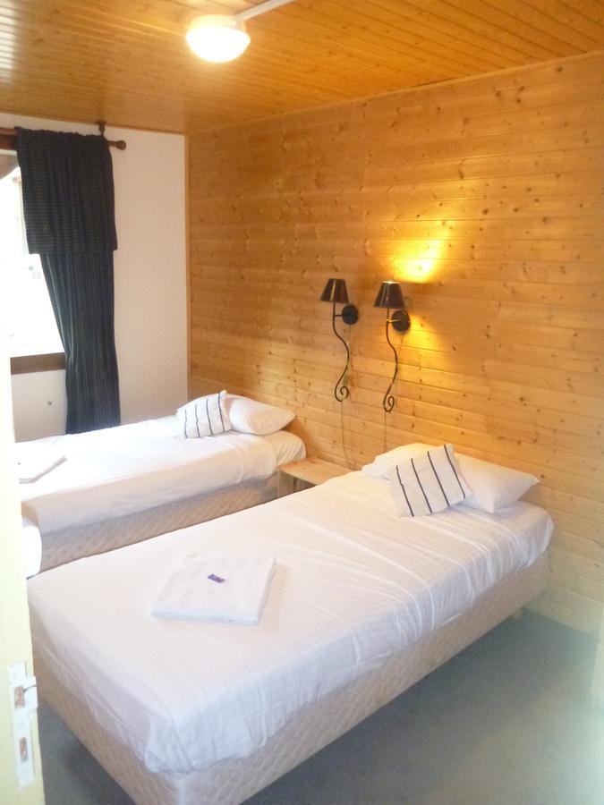 Chalet Les Melezes Bed & Breakfast Tignes Bagian luar foto