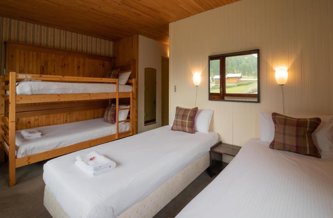 Chalet Les Melezes Bed & Breakfast Tignes Bagian luar foto